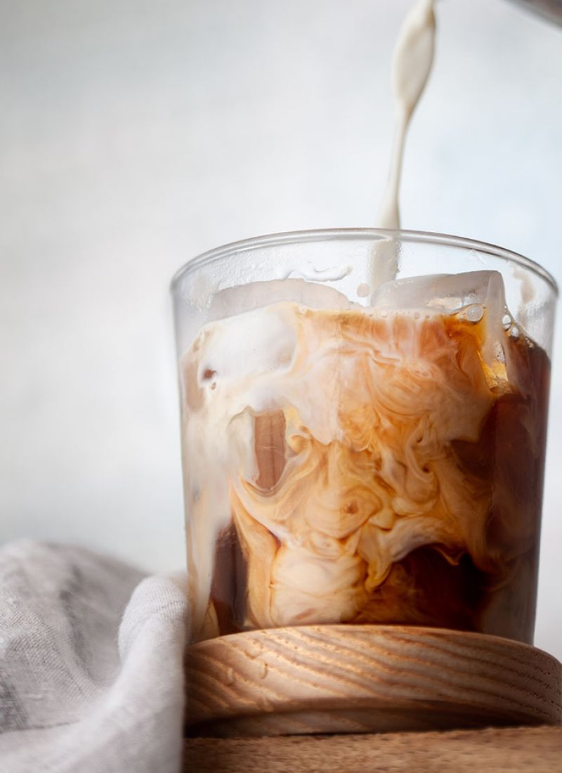 Café glacé à la cannelle & mélilot