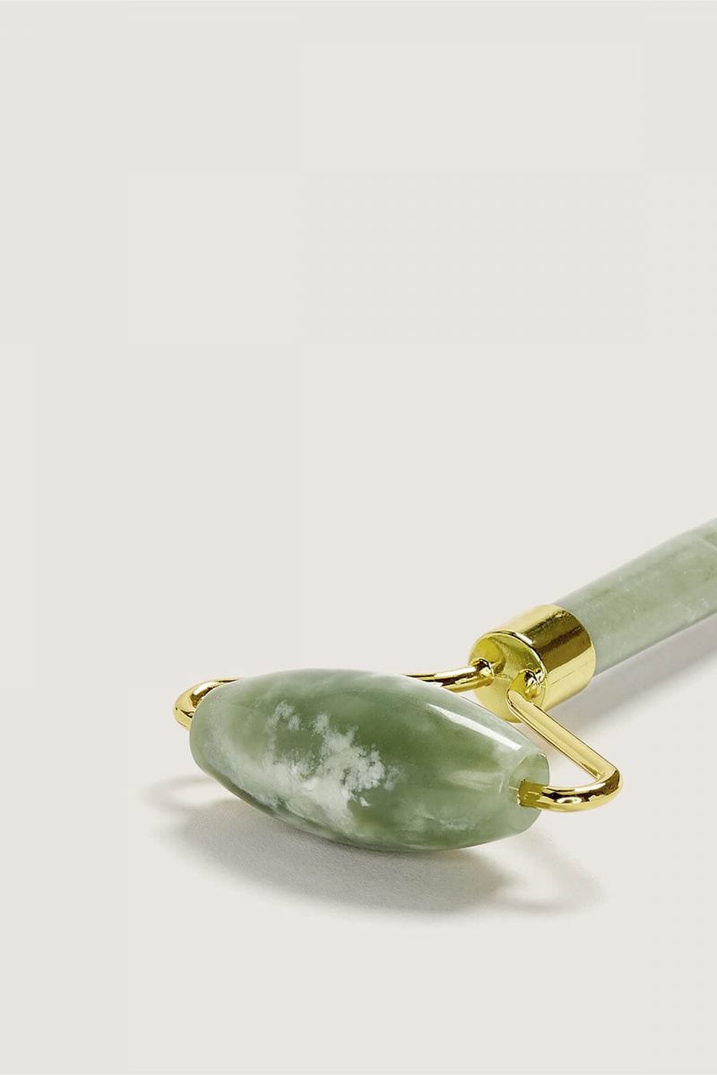 Rouleau de jade pour le visage | Bkind